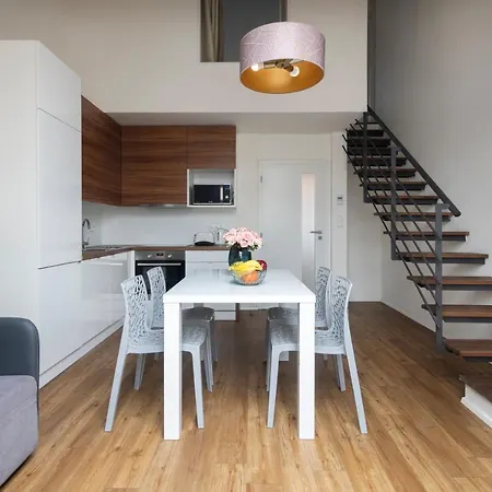 Tales Boutique By Dwellfort Lägenhetshotell