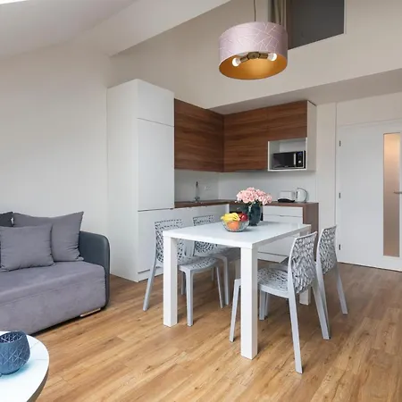 Tales Boutique By Dwellfort 公寓式酒店 4*