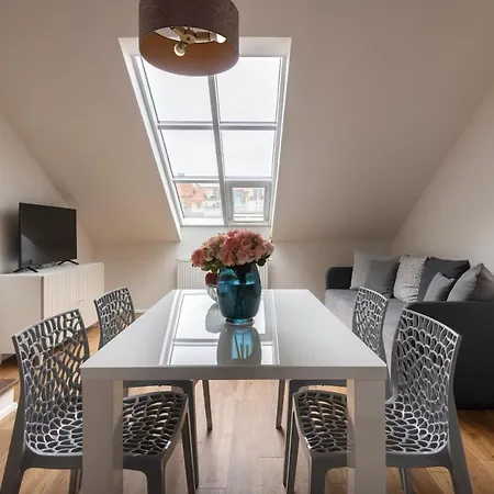 Tales Boutique By Dwellfort 布拉格