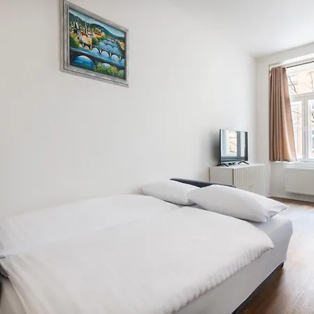 Tales Boutique By Dwellfort Aparthotel Praga