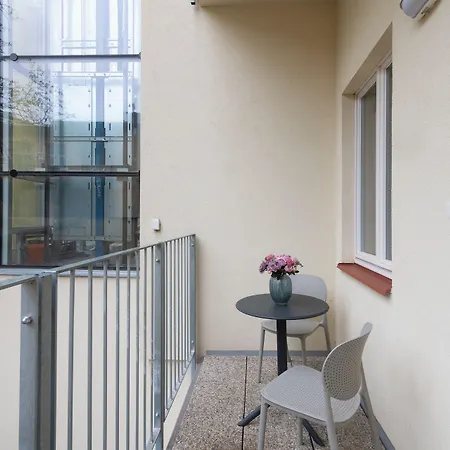 Tales Boutique By Dwellfort Prag