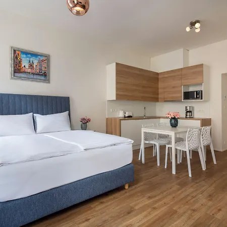 Apartahotel Tales Boutique By Dwellfort