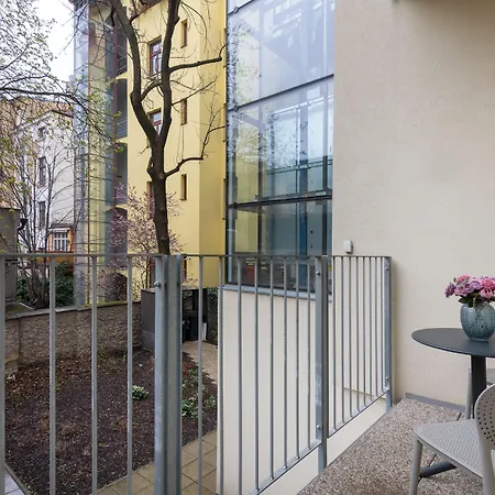 Tales Boutique By Dwellfort Hotel apartamentowy Praga