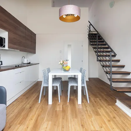 Tales Boutique By Dwellfort Hotel apartamentowy Praga